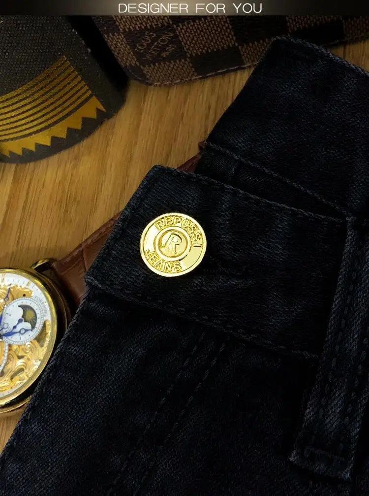 Vaqueros con Estampado Gráfico Monograma / Jeans Oscuros de Corte Recto con Diseño Urbano