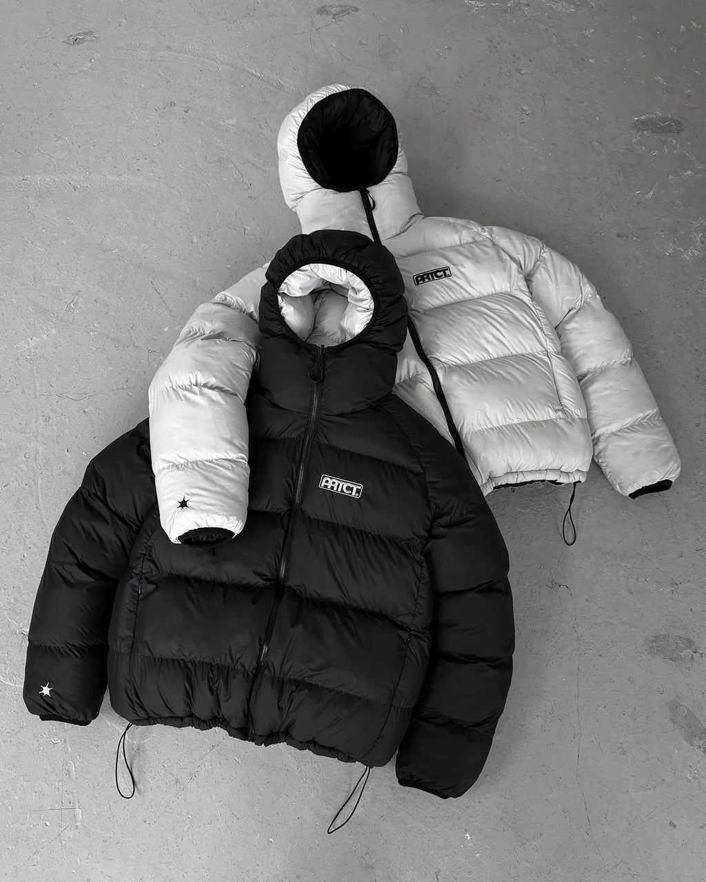 Plumífero Corto Puffer Bicolor con Capucha / Chaqueta Acolchada de Invierno Estilo Urbano