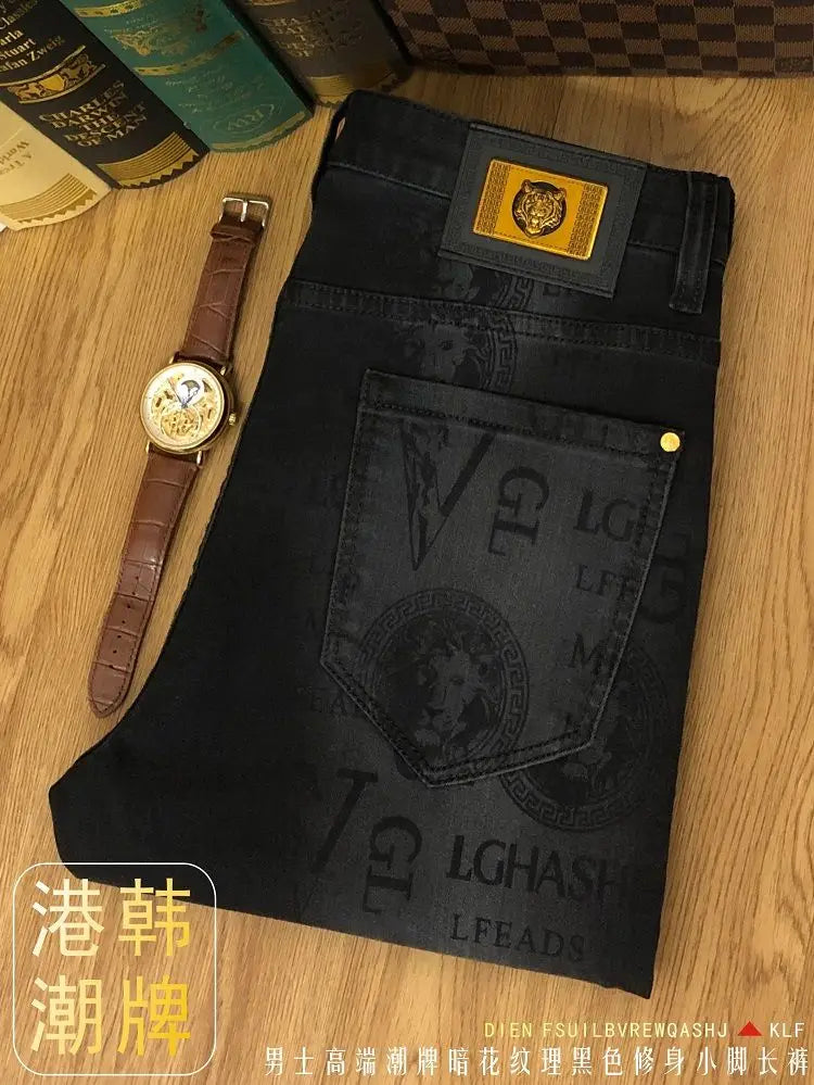 Vaqueros con Estampado Gráfico Monograma / Jeans Oscuros de Corte Recto con Diseño Urbano