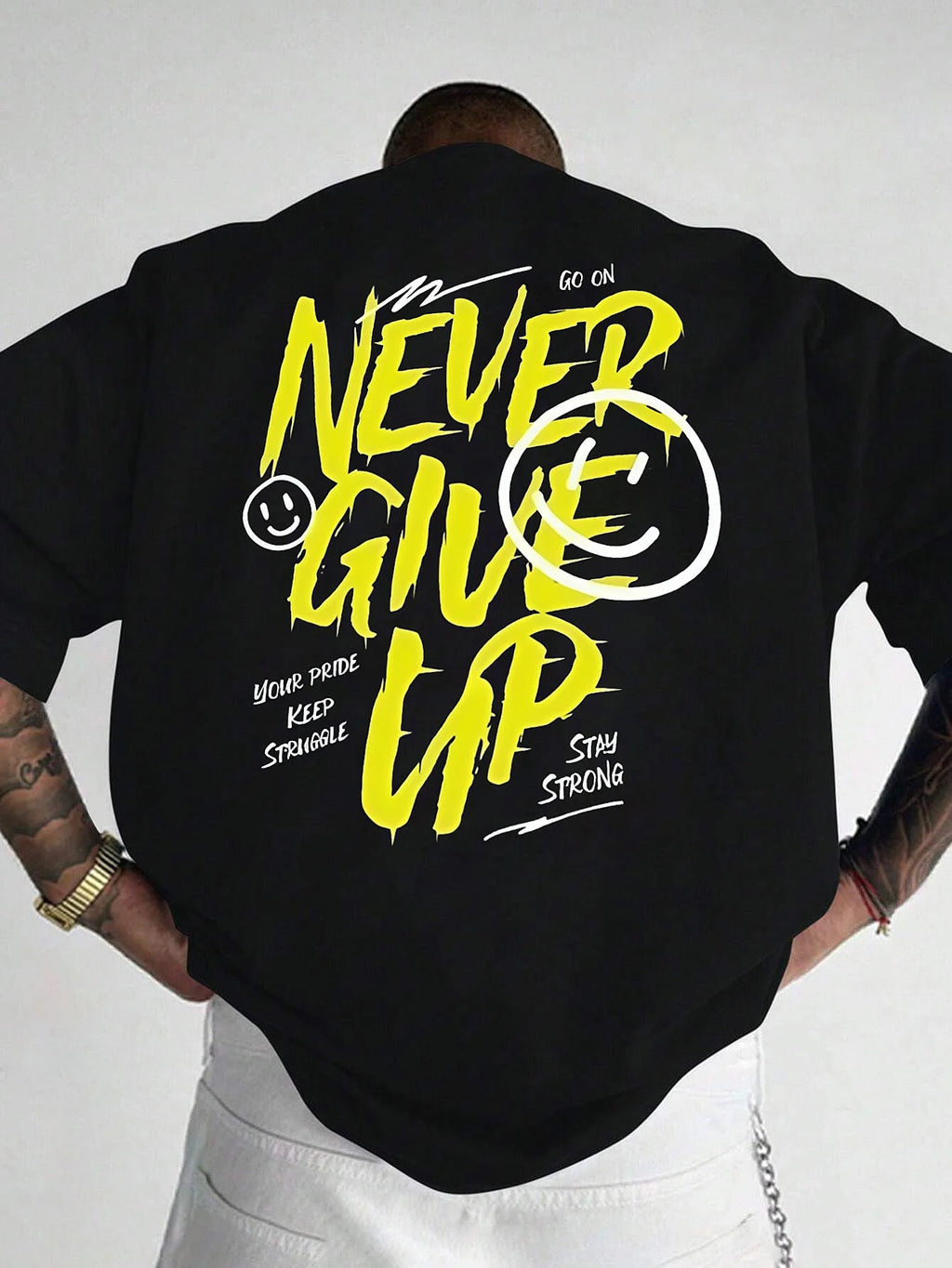 Sudadera Oversize "Never Give Up" / Sudadera Casual con Gráfico Callejero Motivacional